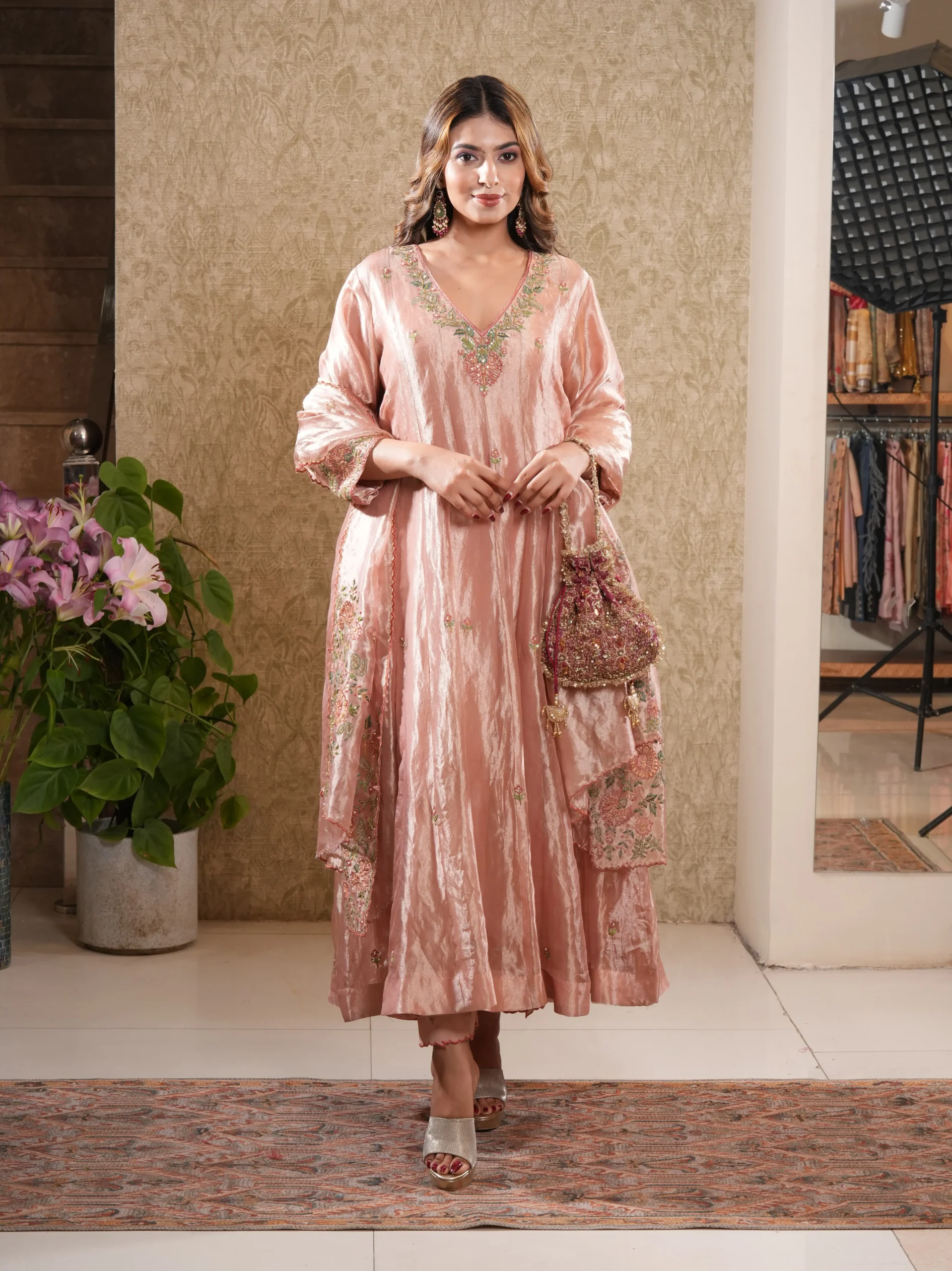 2_PEACH_TARAASH_34500K