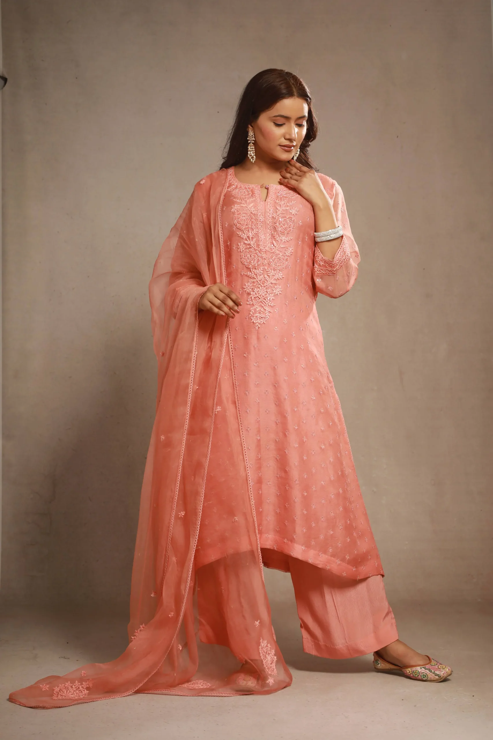 6_PEACH_TARAASH_25000K