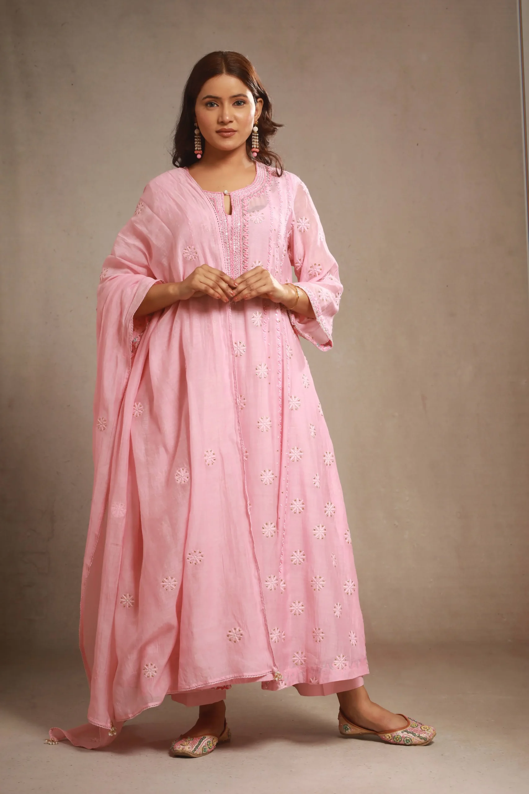 D_PINK_MOGRA_Hand embroidery, detailed dupatta_Kalidar Suit_26000k